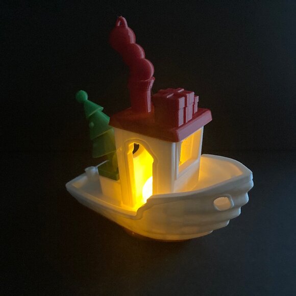 Holiday large Benchy 3D printed lighted decoration ornament red white green - Picture 3 of 13